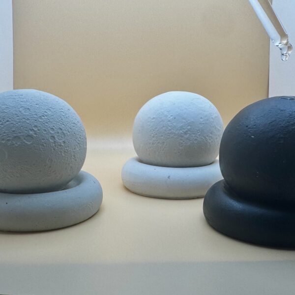 Minimalist Concrete Essential Oil Diffuser with Tray