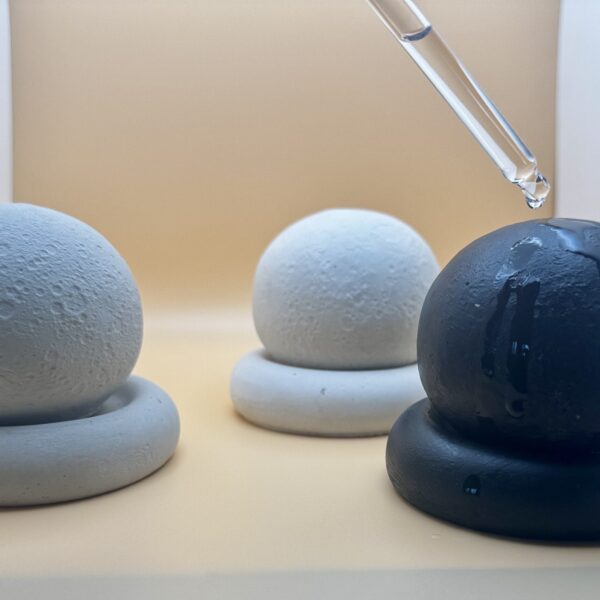 Minimalist Concrete Essential Oil Diffuser with Tray - Image 4